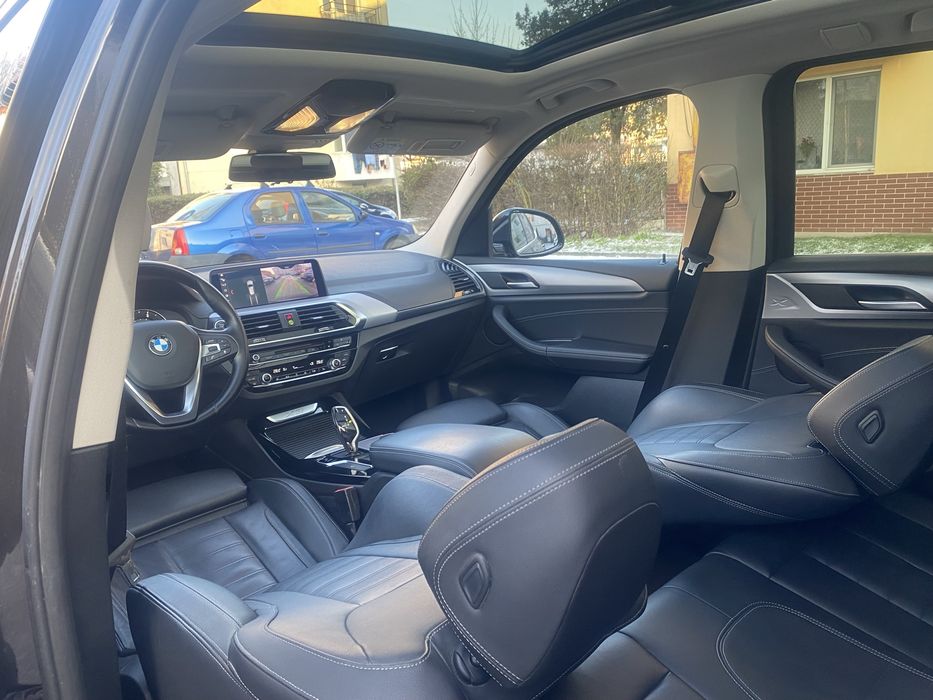 BMW X3 2,0d euro 6 Navi Mare Panorama Ceasuri plasma