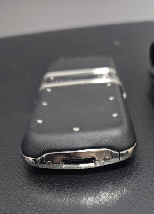 Продам телефон VERTU