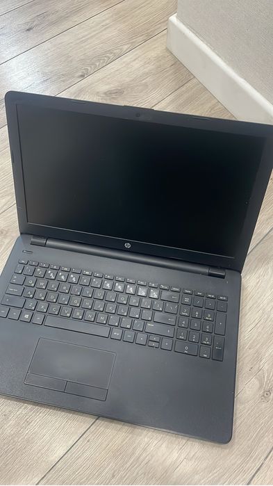 Ноутбук HP core i5-7500.