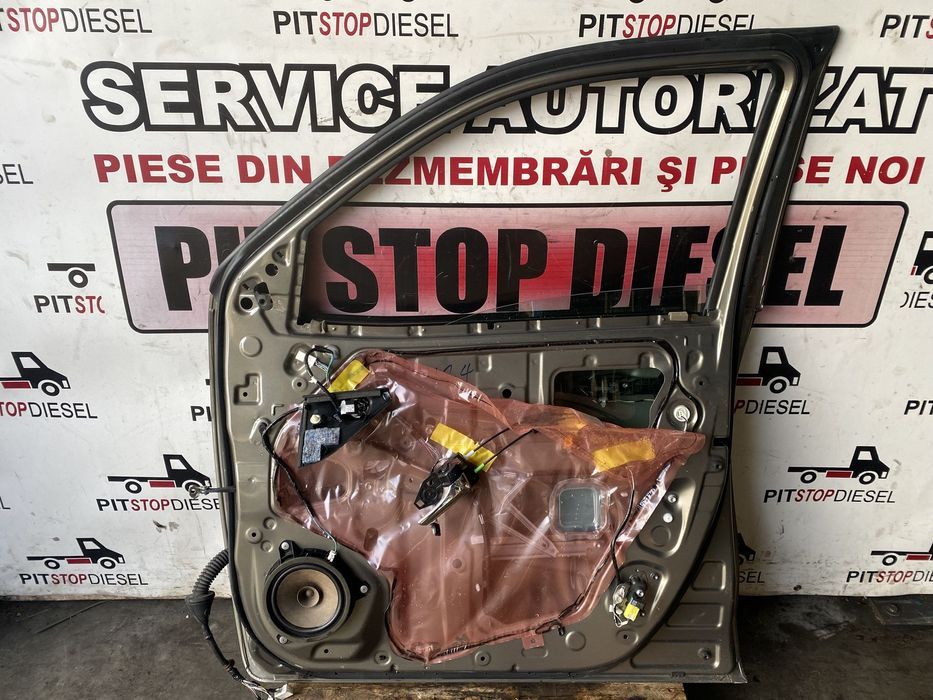 usa dreapta fata toyota hilux 2017 2018 2019 2020 2021 2022 2023 2024