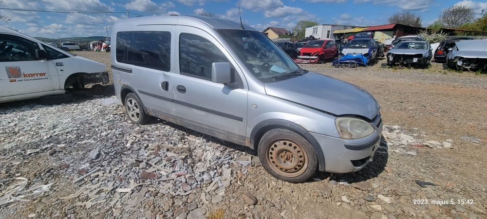 Dezmembram Opel Combo 1.7