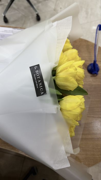 Продам свежее цветы тюльпаны 35 шт