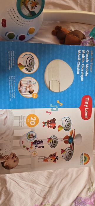 Vând carusel muzical Tiny Love