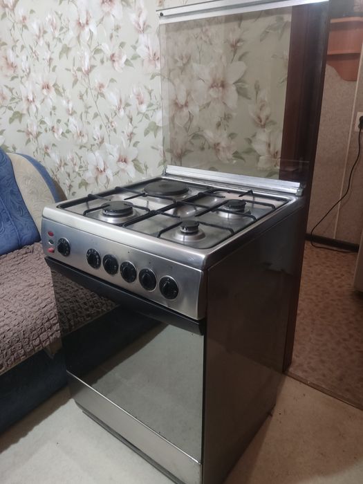 Продам плиту Ardo