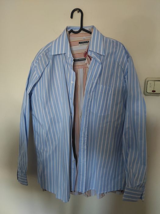 cămăși cu mânecă scurtă sau lungă cu mărimi diferite și modele diferit