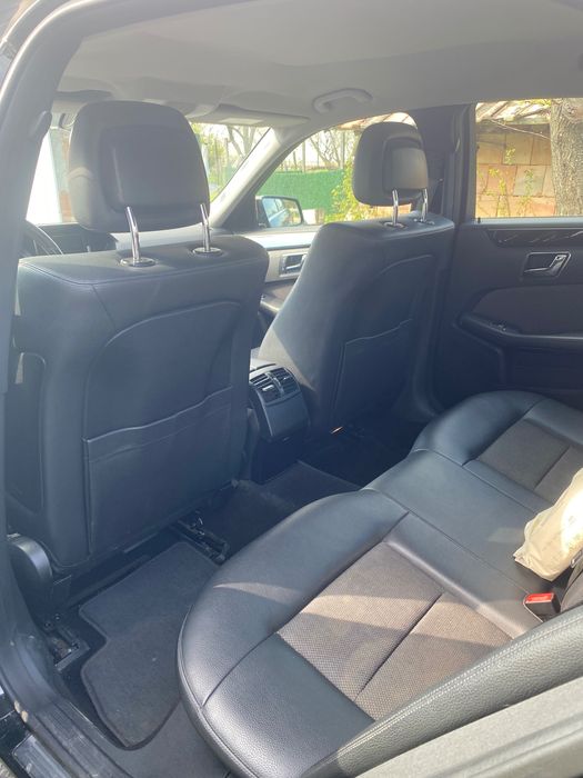 Mercedes e 220 автомобил дизел