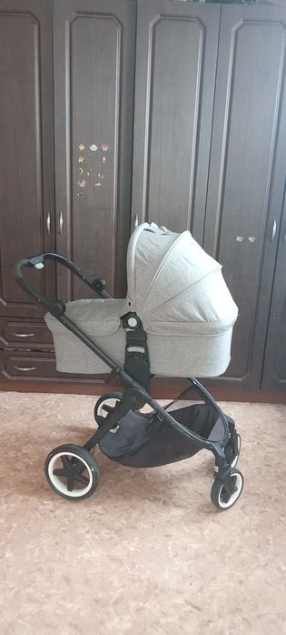 Продам коляску не дорого