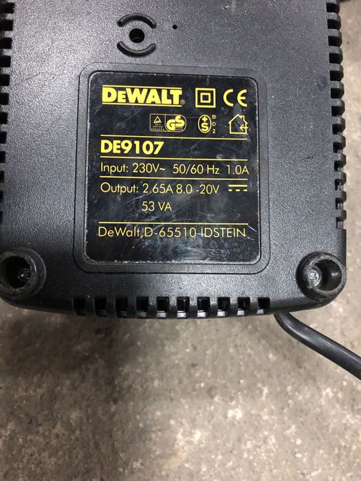 Зарядно DeWALT - 7,2V ; 14,4V ; 18V ;