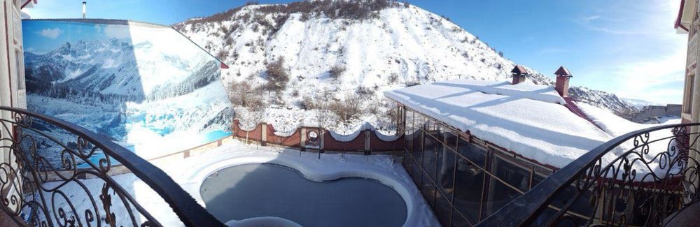 Дача посреди гор Акташа,живая природа.