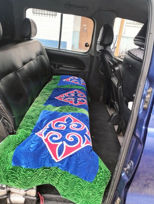 Продам Hyundai Starex