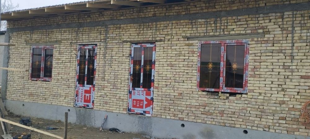 Barcha turdagi akfa eshik va derazalar vitrajlar arzon narxlarda
