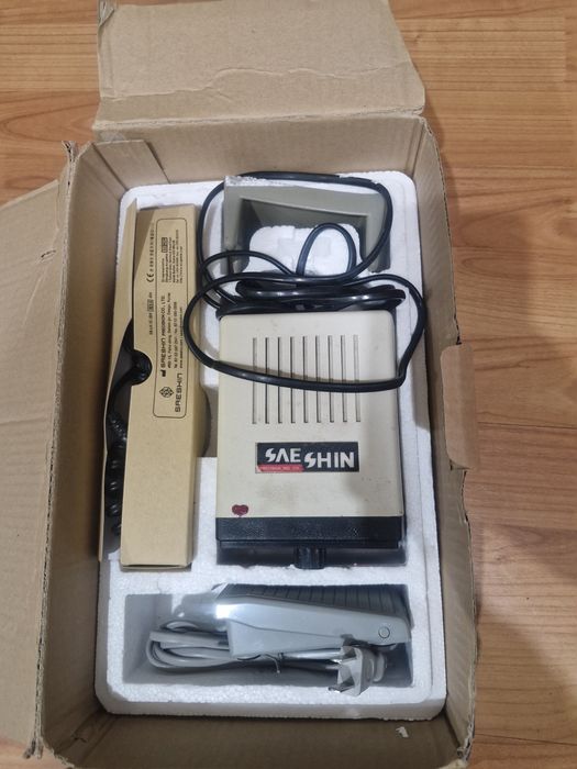 Профессиональный аппарат для маникюра и педикюра Saeshin Strong 204