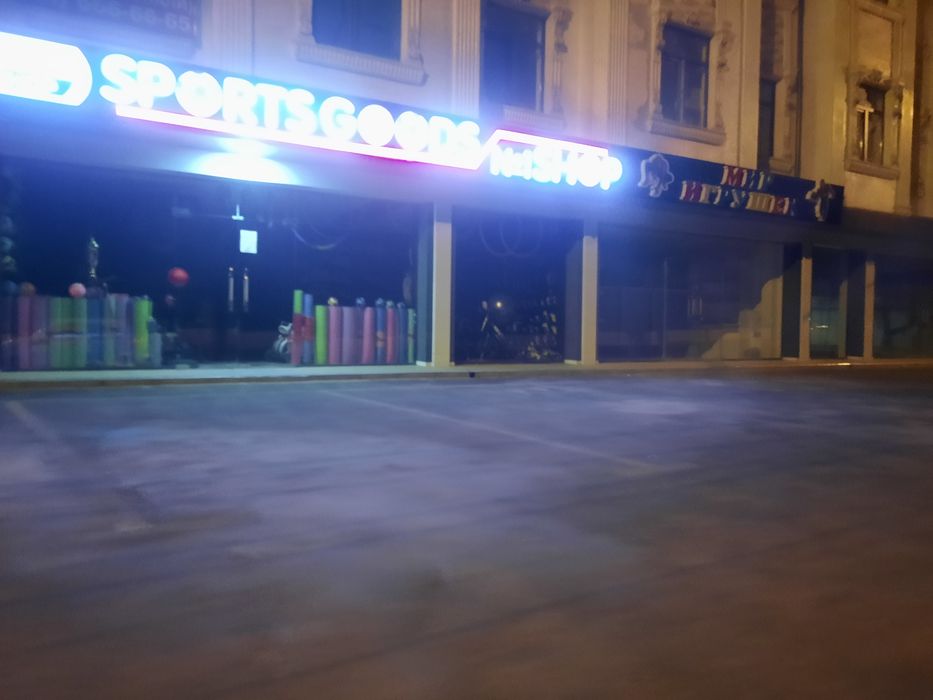 Magazin sotiladi arendasi 1500$