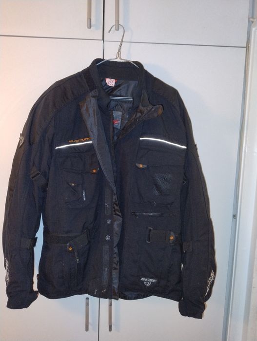 Geaca moto dama Buse, marimea M textil cu captuseala detasabila protectii umer  coate  spate, stare foarte buna, ca noua