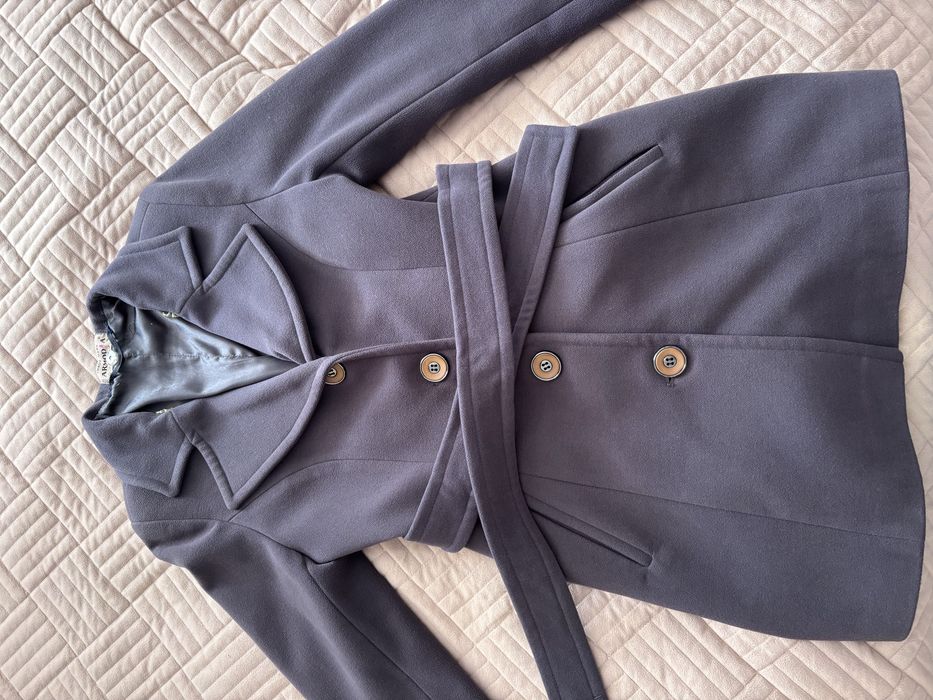 Продам пальто 44р