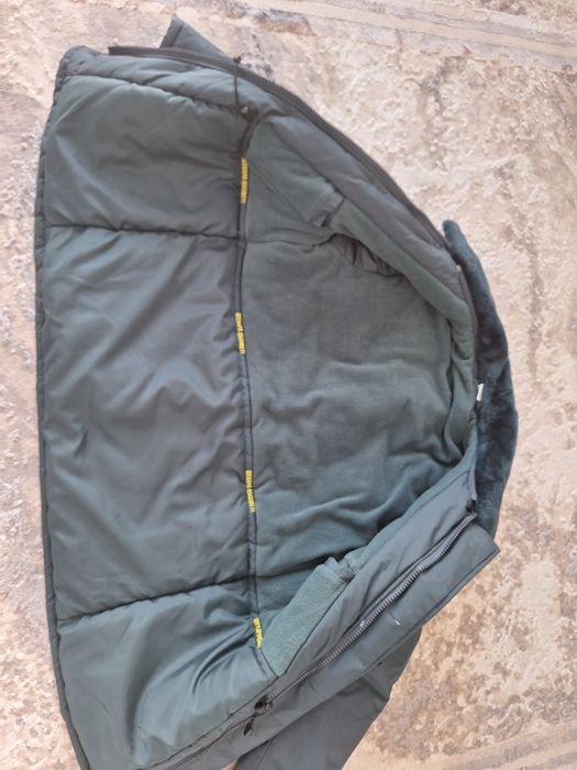 Теплая куртка зимняя