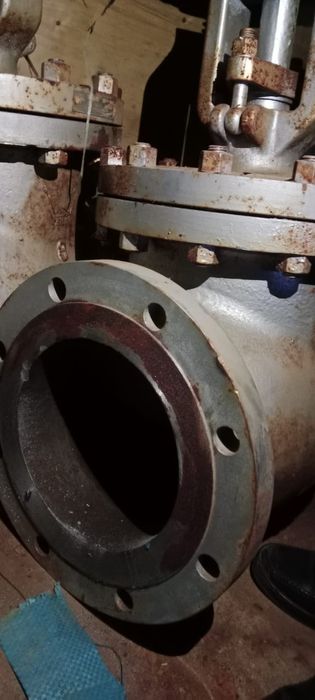 Задвижка нефтигазовая ду200