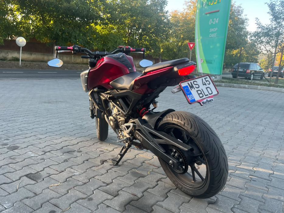 Honda CB125R 2020