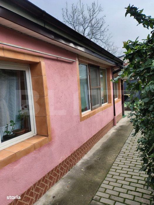 Casa cu  220 mp teren ,  Ultracentral