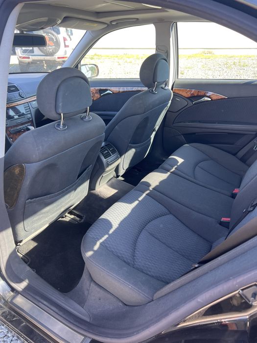 Mercedes E220, an 2004