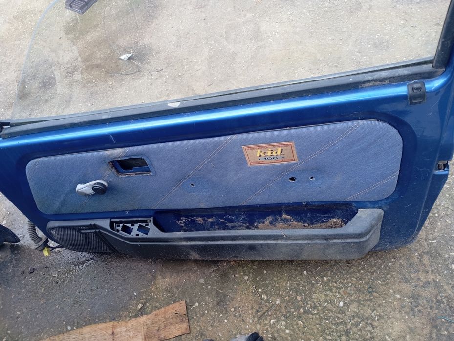 Предни врати Peugeot 106