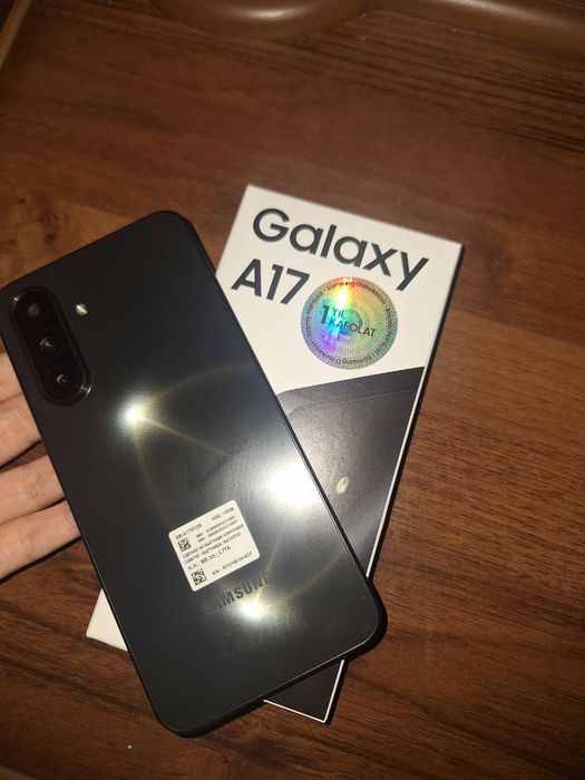Samsung Galaxy A17