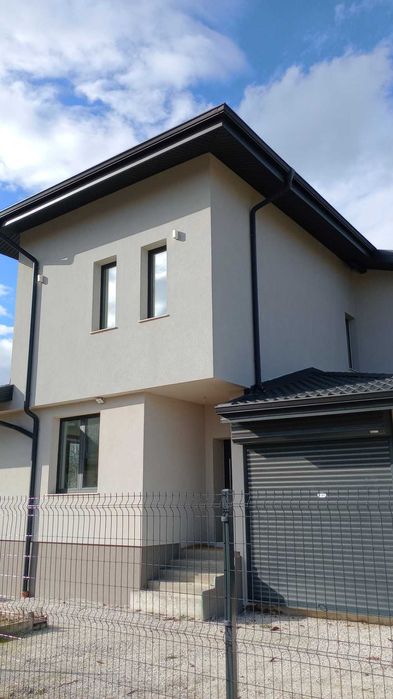 Продава КЪЩА    
град Пловдив, кв. Остромила