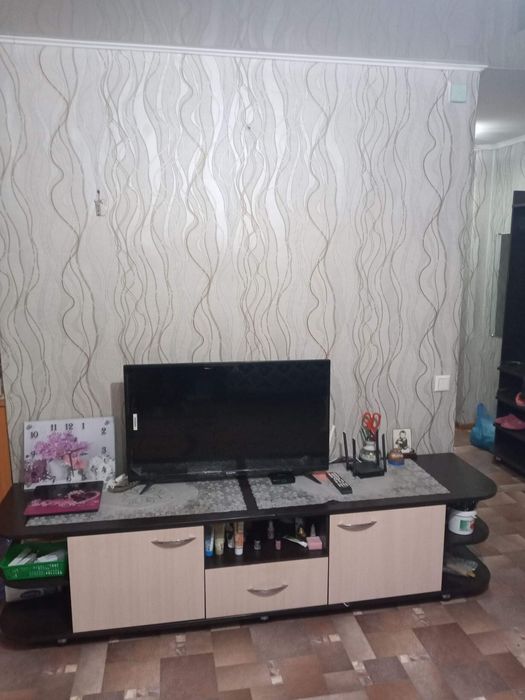 Продам квартиру 3-х комнатную