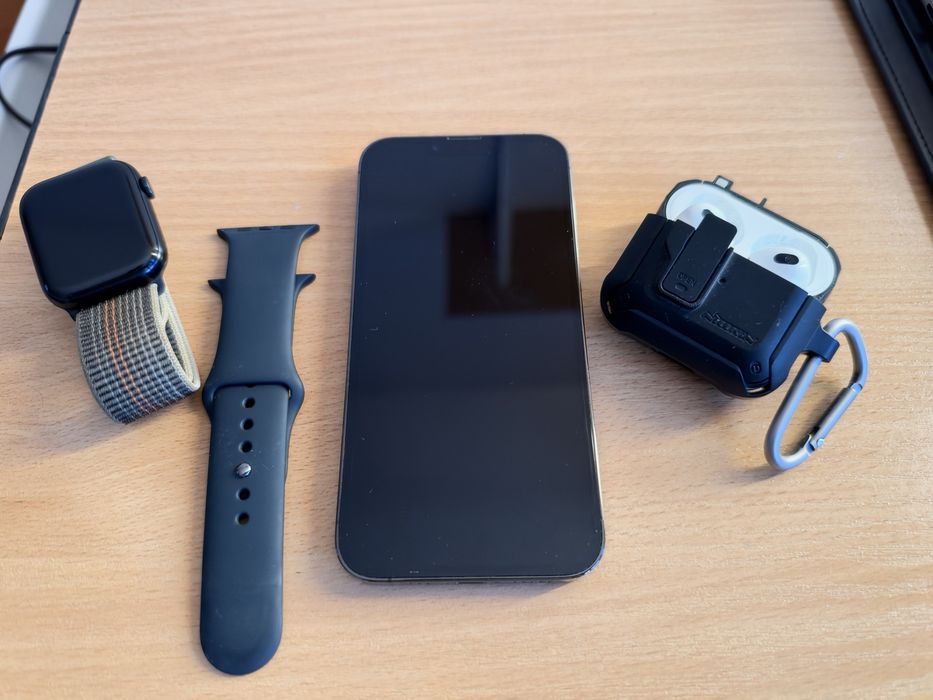 Комплект iPhone 13 pro/iWatch 8/Airpods 2