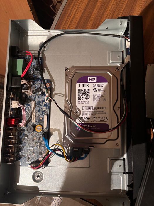 Dvr cu hdmi si hdd 1tb