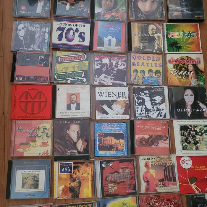 Касетки попфолк и метъл и cd дискове