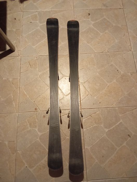 Ски и ски обувки 105 лв