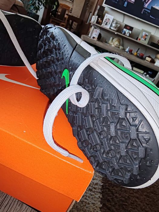 Детски стоножки NIKE tiempo номер 29.5