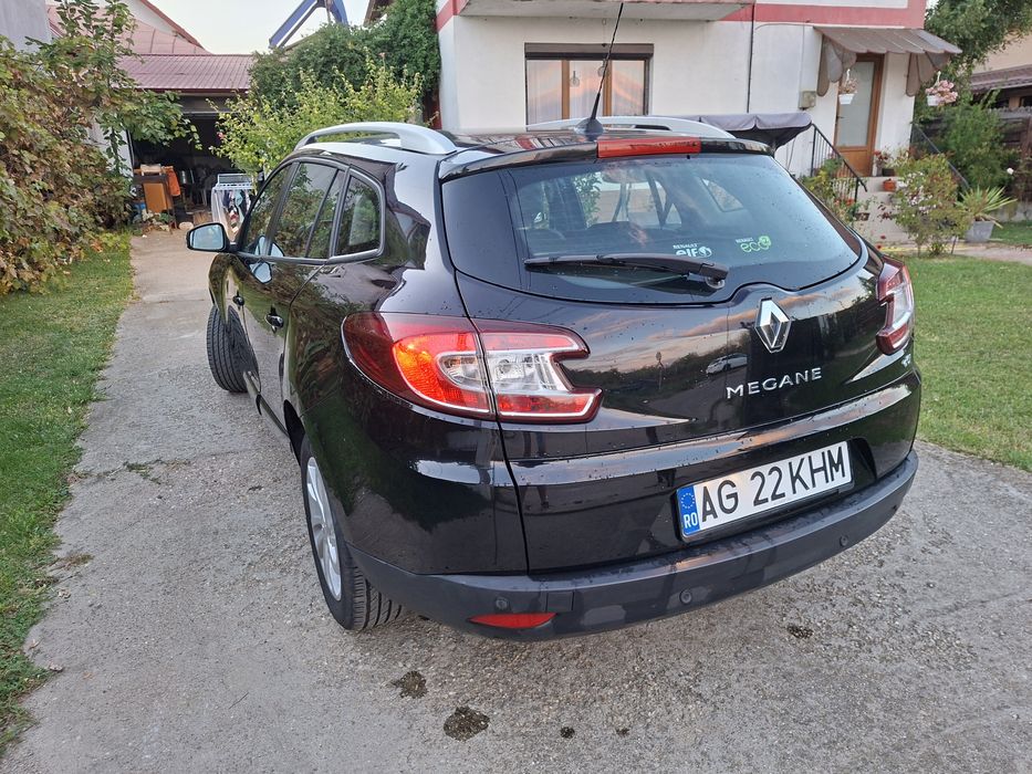 Renault Megane-parc auto-an 2013-1.5 Dci110-6+1 trepte-navi-inmatriculat recent
