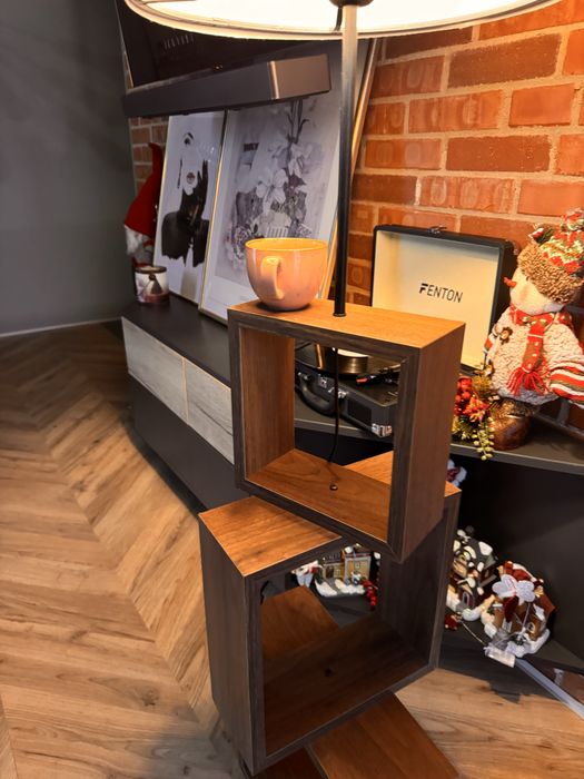 Veioza/ Lampa cu rafturi / etajera / birou / office modulara