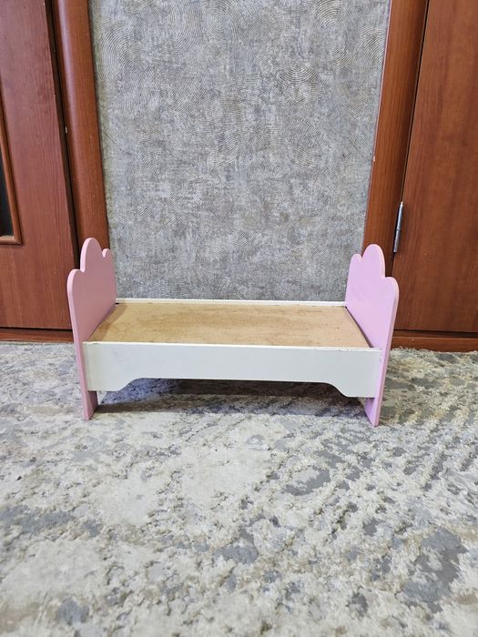 Продам кроватку для кукол