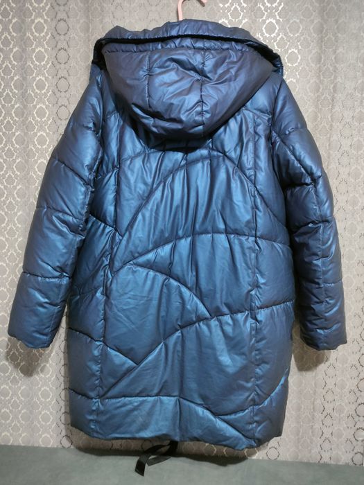 Зимняя куртка на девочку 12-14лет