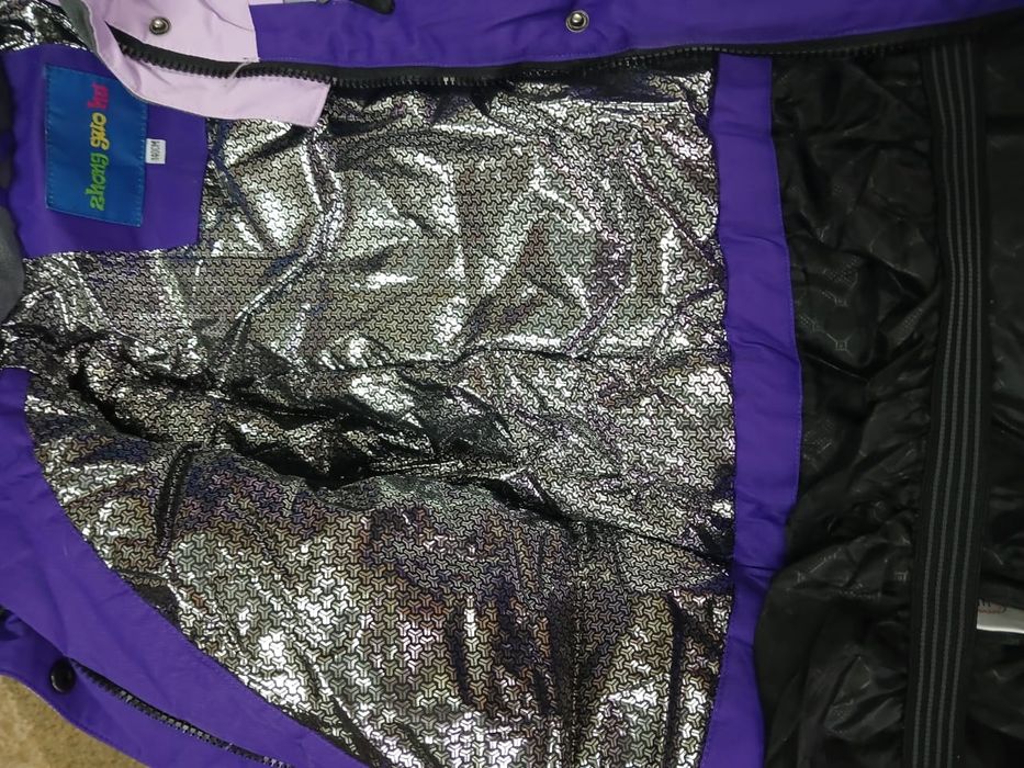 Продам лыжный костюм на девочку