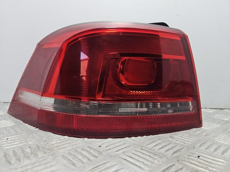 Stop aripa stanga mic defect Volkswagen Passat B7