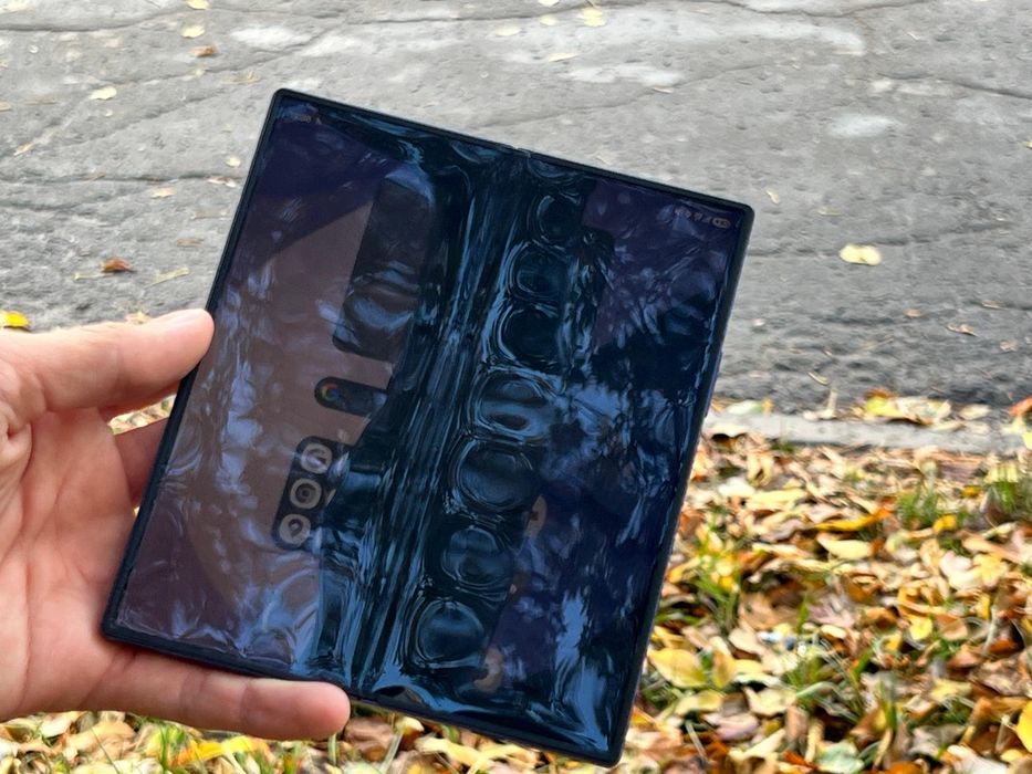 Samsung Z Fold 6