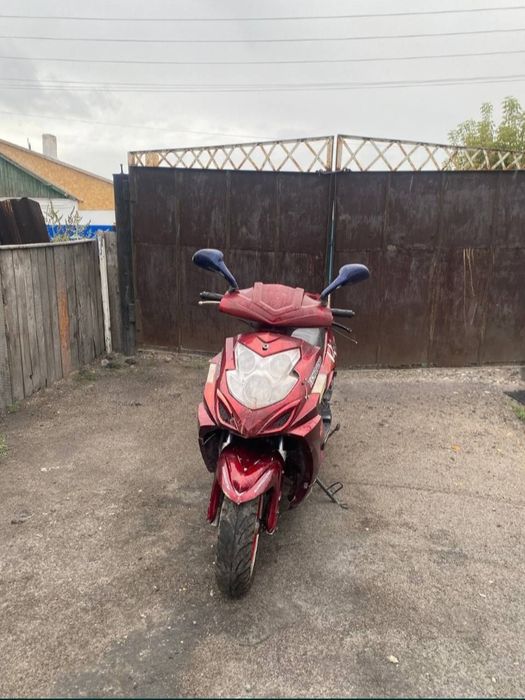 Продам Скутер 150 куб