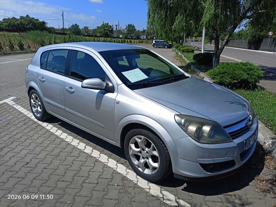 Opel Astra H 2005 1.7 motorina