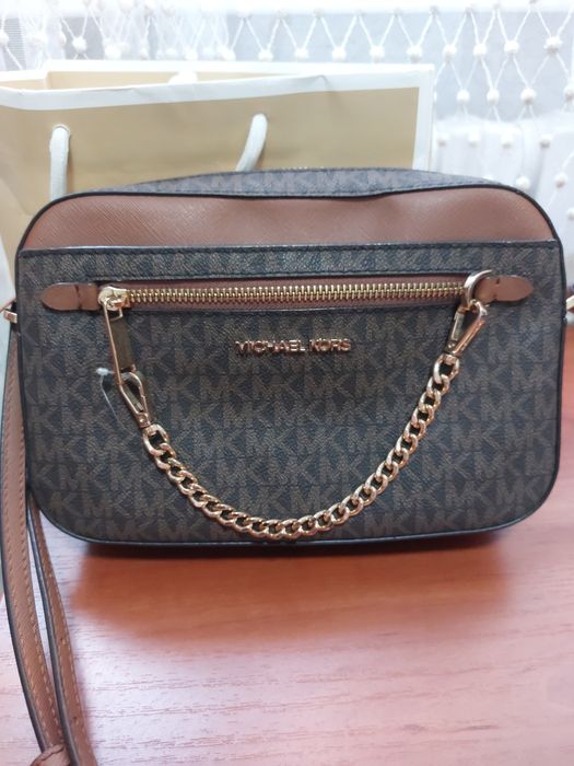 Продам сумку Michael Kors