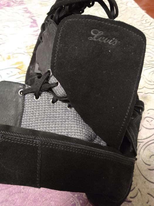 Ghete dama Levis piele intoarsa