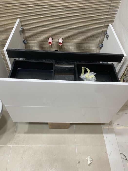 Мебел за баня ROCA