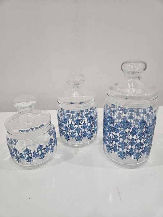 Тарелка, мультиварка, вафельница, сахарница