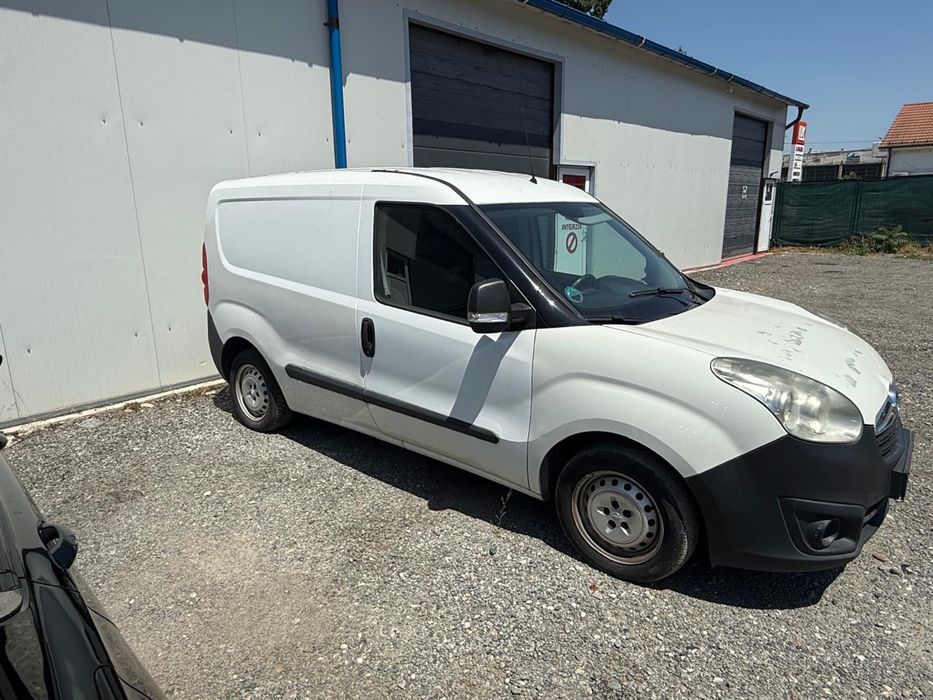 Opel combo pentru dezmembrat
