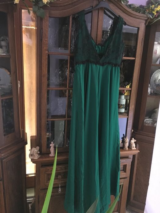Rochiță deosebita-stil Cristallini-verde smarald-broderie manuală