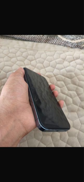 Продам iPhone 13 Pro Max