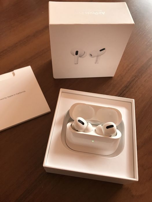Наушники Apple AirPods Pro белый